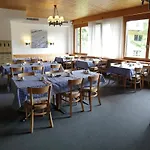 Hotel Jungfrau 3*